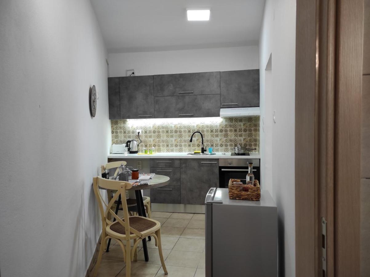Secret Stories Studio Apartamento Iráclio Exterior foto